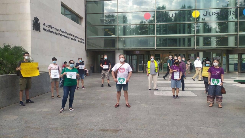L'acció del passat 4 de juny davant els jutjats de diferents ciutats valencianes per demanar la paralització de tots els desnonaments