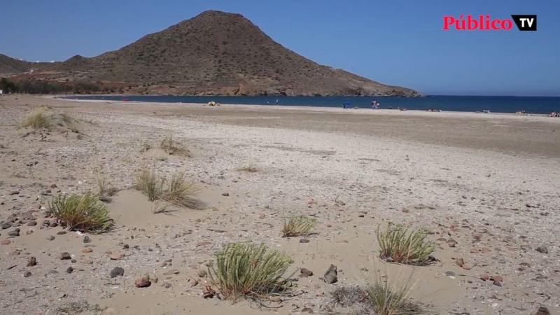 ¿Se convertirá la playa de Los Genoveses en el nuevo Algarrobico?