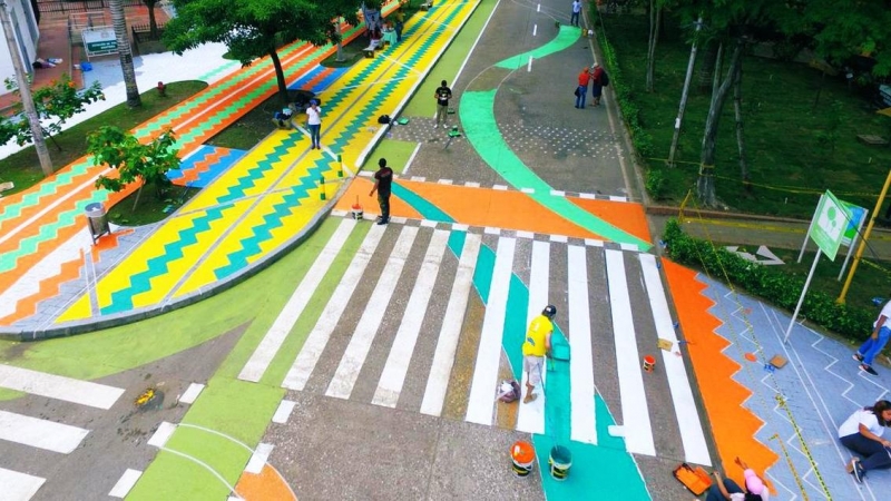 'Pasos seguros', un ejemplo de urbanismo táctico en Montería (Colombia). / MCRIT
