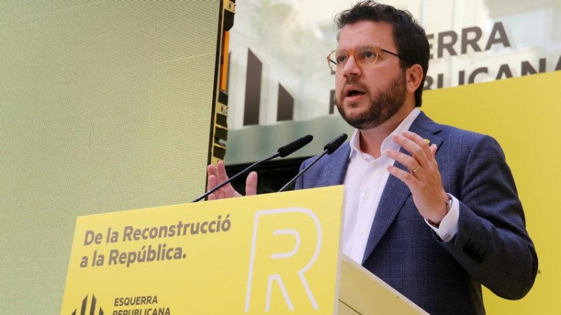 Pere Aragonès durant la seva intervanció en l'acte d'ERC per la reconstrucció.