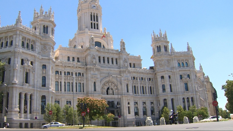 El Palacio de Cibeles, sin bandera arcoiris por el Orgullo 2020