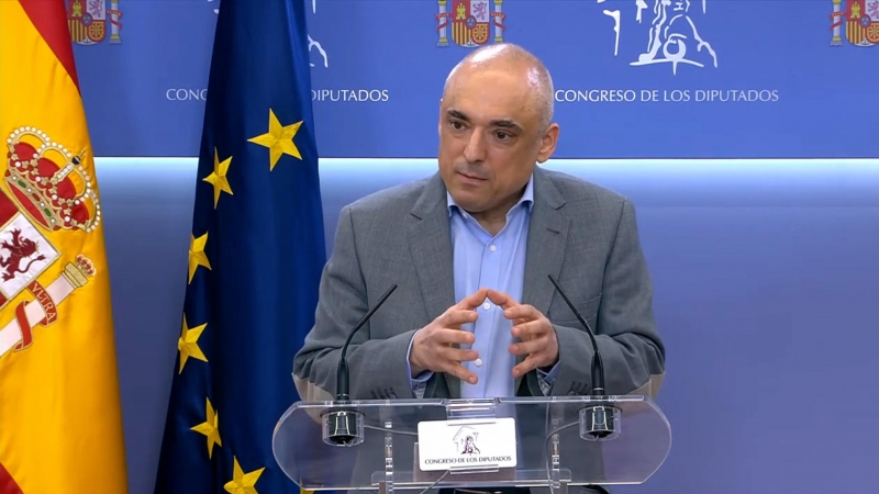 PSOE intenta tranquilizar a ERC sobre acuerdos con PP y Cs