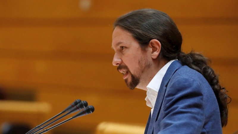 El vicepresidente segundo del Gobierno, Pablo Iglesias, interviene durante una sesión de control al gobierno en el Pleno del Senado en Madrid este martes. EFE/J.J. Guillén