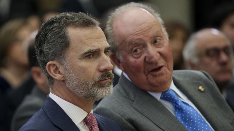 Juan Carlos I y Felipe VI en una imagen de archivo.