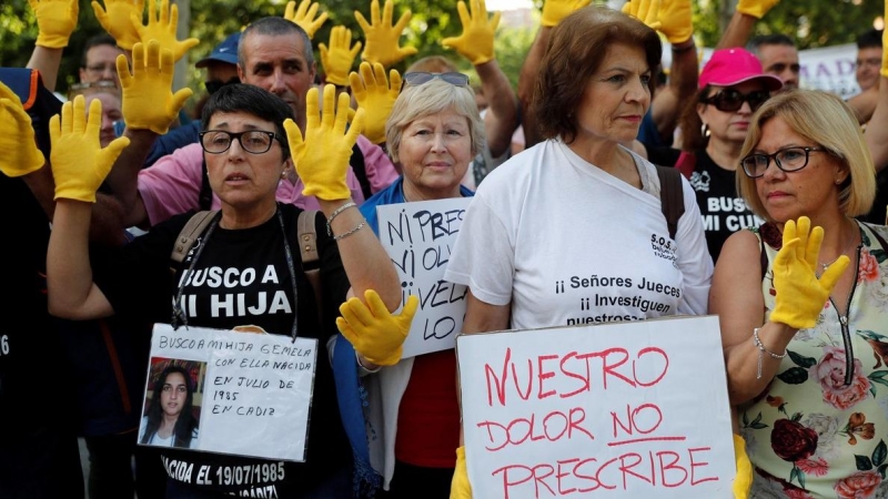 Imagen de archivo de una manifestación de SOS Bebés Robados. EFE/Chema Moya