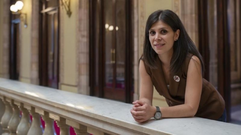 La secretària general adjunta d'ERC, Marta Vilalta, al Parlament, on és diputada, durant l'entrevista. LAIA ROS