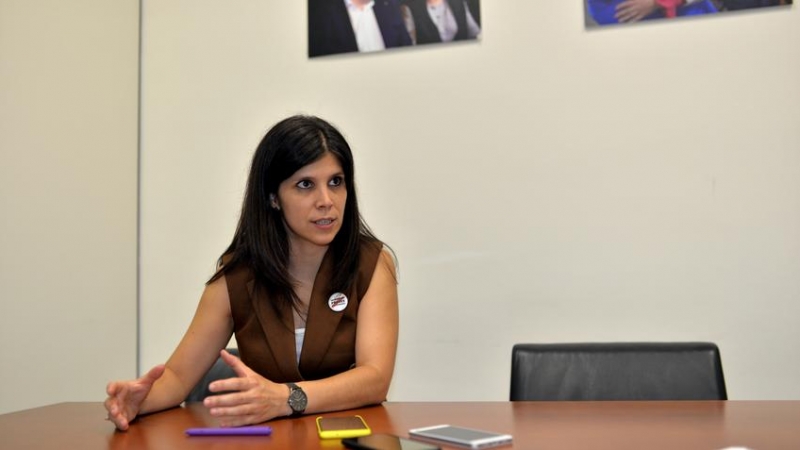 Marta Vilalta durant l'entrevista a les dependències del Parlament. LAIA ROS