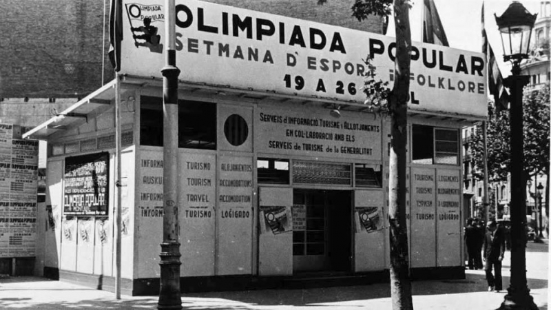 Puesto de la Olimpiada Popular para atender a los deportistas en Barcelona en 1936 / EFE