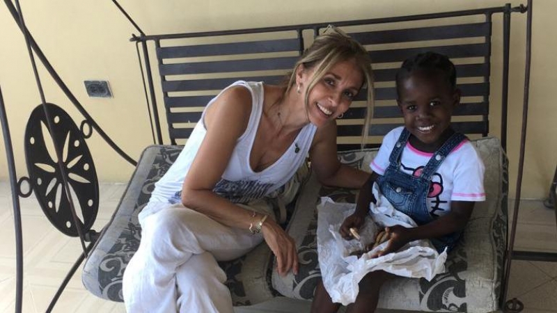 ​Rosana Poza amb la seva filla Michelove a Haití el 2018. Fotografia de Rosana Poza.