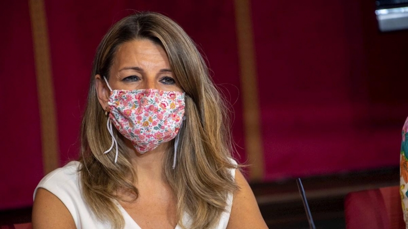 La ministra de Trabajo y Economía Social, Yolanda Díaz, ha asistido a la presentación de Toledo como Capital Europea de la Economía Social, en la Sala Capitular del Ayuntamiento.EFE/Ismael Herrero