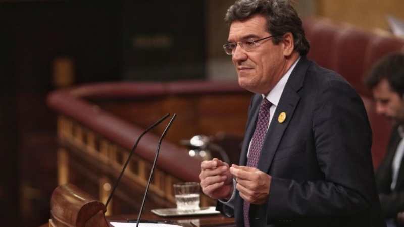 El Ministro de Inclusión, Seguridad Social y Migraciones, José Luis Escrivá, interviene durante el pleno celebrado en el Congreso de los Diputados donde han tratado el Real Decreto del Ingreso Mínimo Vital. EUROPA PRESS/E. Parra. POOL/Archivo