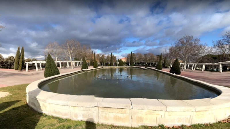 Captura de pantalla de las fuentes en el parque Finca Liana en Móstoles. / GOOGLE STREET VIEW