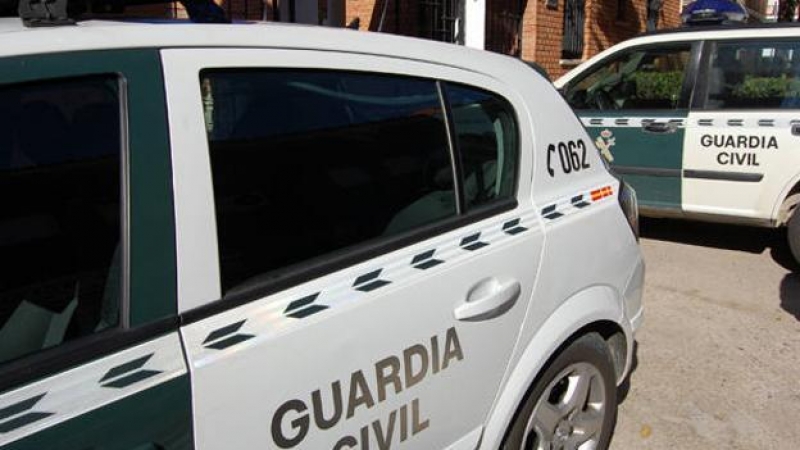 Coches patrulla de la Guardia Civil. / EUROPA PRESS / Archivo