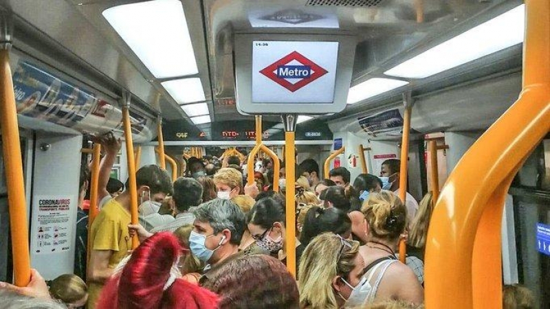 Aglomeraciones en el Metro de Madrid | EFE