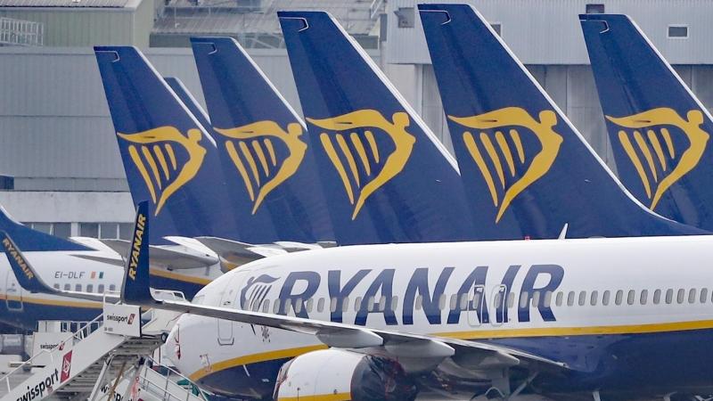 Aviones de Ryanair en la pista del aeropuerto de Dublín. Niall Carson / Europa Press / Archivo