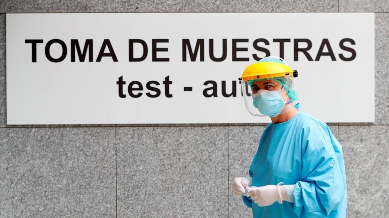 Hospital de Madrid, donde el número de pacientes ingresados es de 540 este miércoles de los que 70 se encuentran en UCI. EFE/Eliseo Trigo/Archivo