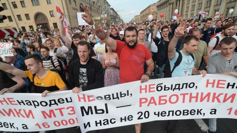 Protesta en Minsk contra la reelección de Lukashenko. - EFE