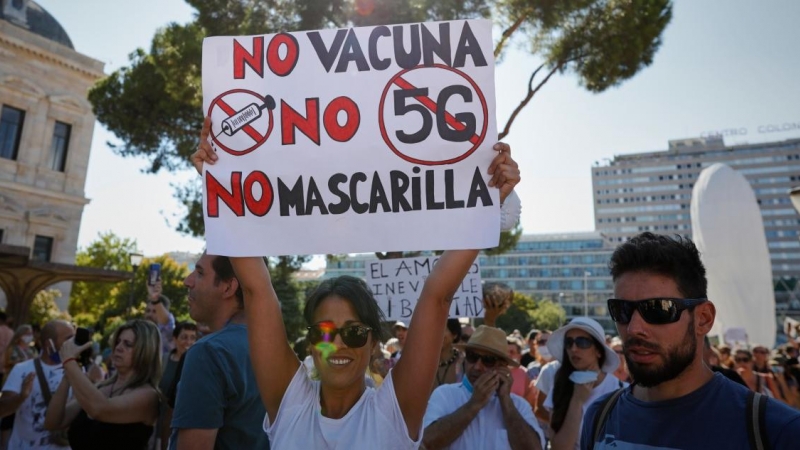 Manifestación contra el uso obligatorio de mascarillas en la plaza de Colón de Madrid. /Europa Press