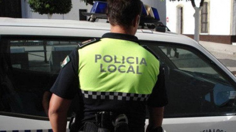 Detenido un conductor ebrio y denunciadas 9 personas por beber alcohol en la calle