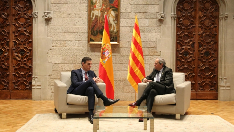 Els presidents Quim Torra i Pedro Sánchez, durant la reunió al Palau de la Generalitat. ACN/Bernat Vilaró