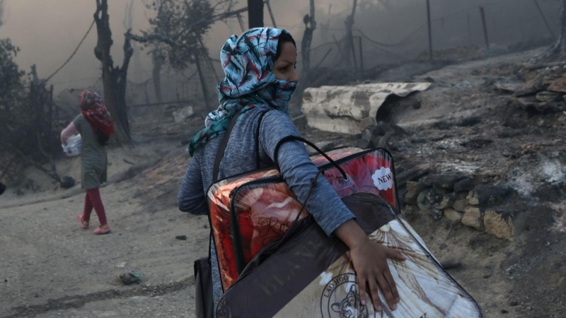 Incendio en el campamento de Moria para refugiados y migrantes. /Reuters