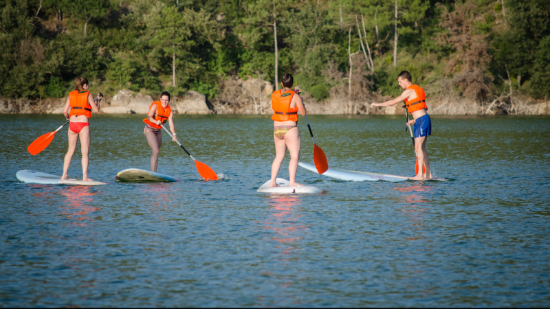 Participants en una activitat aquàtica al pantà de Rialb. CONSORCI SEGRE RIALB