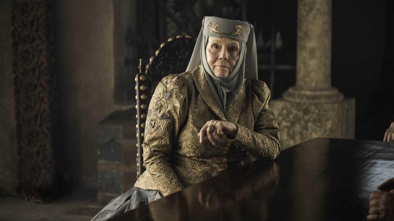 Diana Rigg interpretando a Olenna Tyrell en 'Juego de Tronos'. / HBO