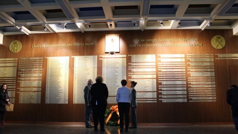 El polémico memorial fue inaugurado el 17 de mayo del año pasado en el salón de actos de la comandancia de la  Guardia Civil de Zaragoza. /GUARDIA CIVIL
