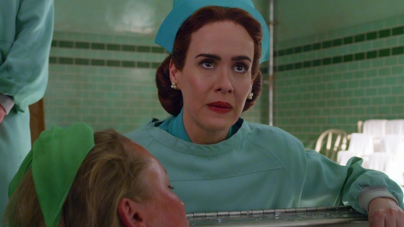 Sarah Paulson en 'Ratched', de Ryan Murphy. / NETFLIX