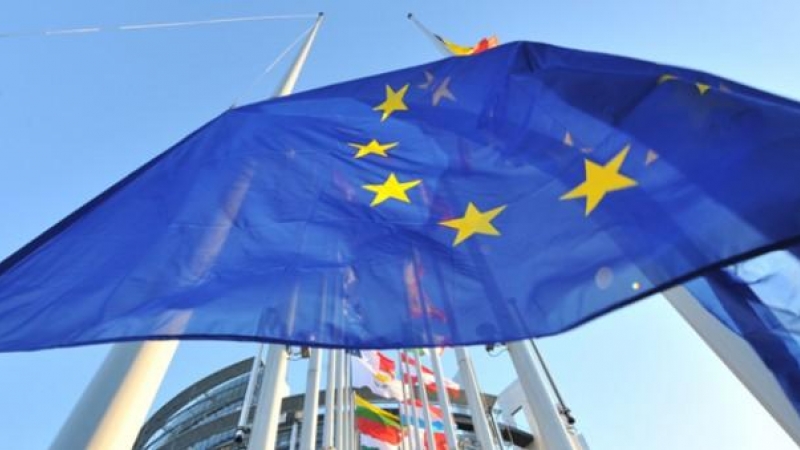 Una bandera de la UE en Bruselas. | AGENCIAS