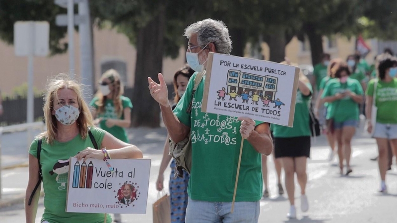 Los docentes de Madrid irán a la huelga los días 22 y 23 de septiembre. EFE/Romá