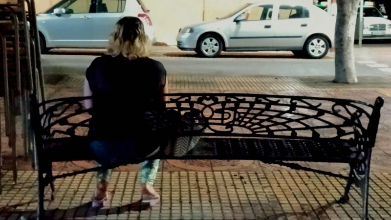 Lamya sale todas las noches para ejercer la prostitución en Melilla como única fuente de ingresos.- ROSA SOTO