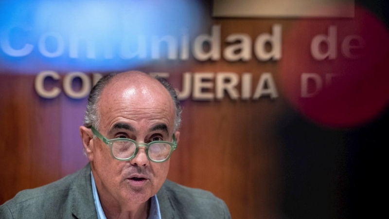 23/09/2020.- El viceconsejero de salud de la Comunidad de Madrid, Antonio Zapatero, durante una rueda de prensa. / EFE - Rodrigo Jiménez