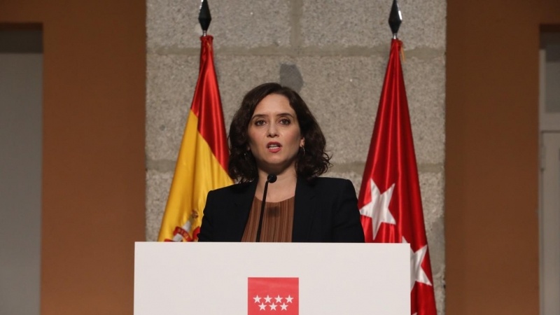 La presidenta de la Comunidad de Madrid, Isabel Díaz Ayuso, comparece en una rueda de prensa para detallar las nuevas medidas en la región ante la covid-19. /Archivo /Europa Press