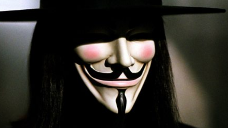 Fotograma de la película 'V de Vendetta', basada en un cómic de Alan Moore.