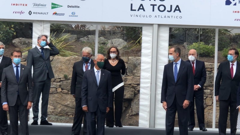 El Rey preside la inauguración del Foro La Toja-Vínculo Atlántico