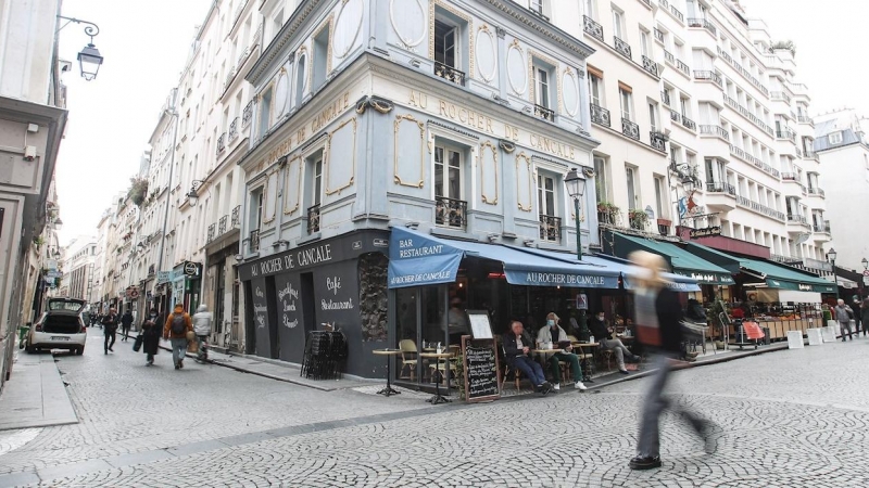 París ha iniciado dos semanas de nuevas restricciones en bares y restaurantes. - EFE