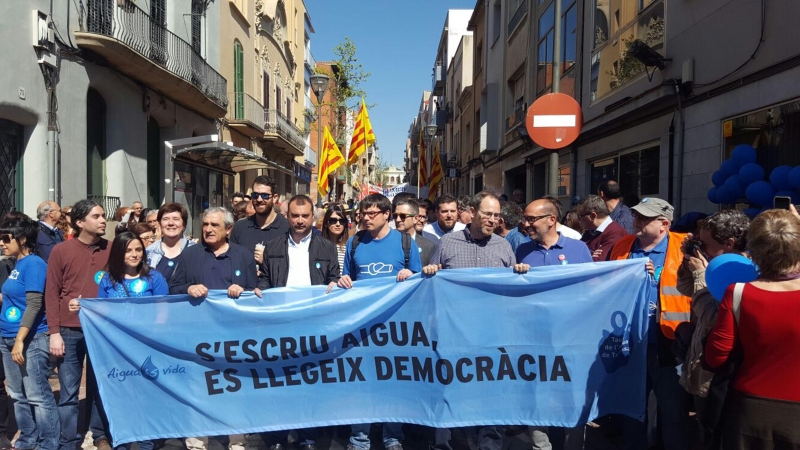 Manifestació del 2017 a Terrassa per reclamar la gestió pública de l'aigua. ACN