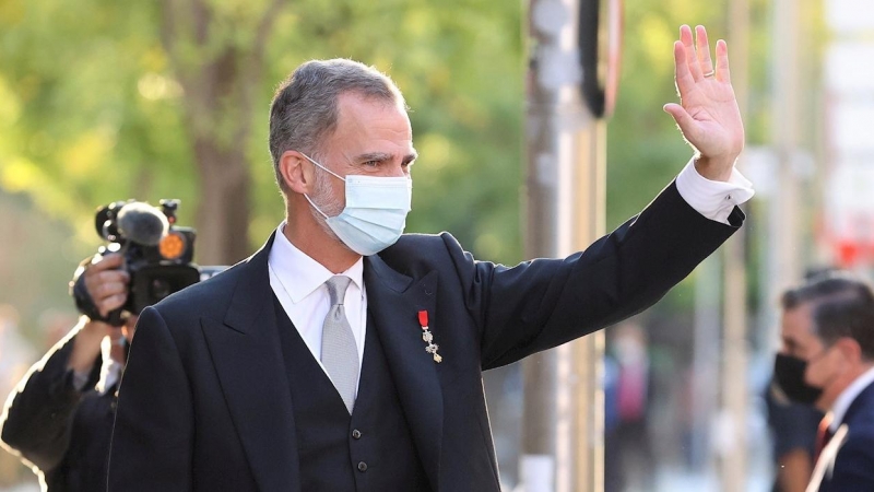 El rey Felipe VI durante su asistencia a la Apertura del curso académico de las Reales Academias.- EFE