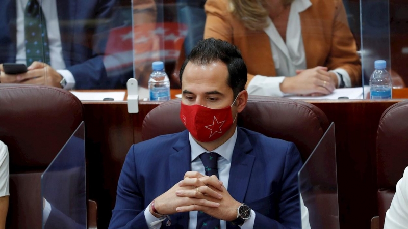 El vicepresidente de la Comunidad de Madrid, Ignacio Aguado, participa en una sesión del pleno de la Cámara regional este jueves en Madrid. EFE/Emilio Naranjo