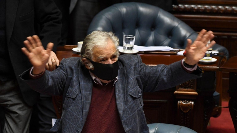 El expresidente de Uruguay José Mujica se despide este martes del Senado.PABLO PORCIUNCULA / AFP