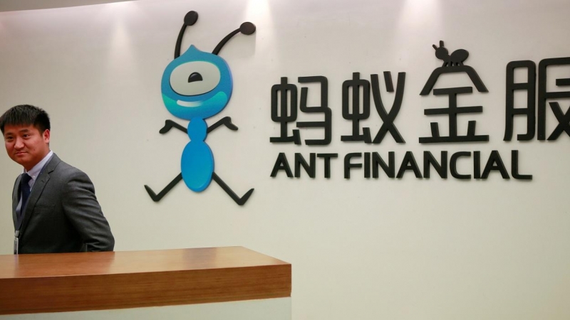 El logo Ant Financial Services Group, en su sede en la localidad china de Hangzhou. REUTERS/Shu Zhang