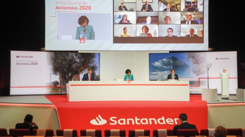 Ana Botín, durante la Junta general extraordinaria de accionistas celebrada el pasado 27 de octubre en remoto desde la Ciudad Financiera de Banco Santander en Boadilla del Monte (Madrid).