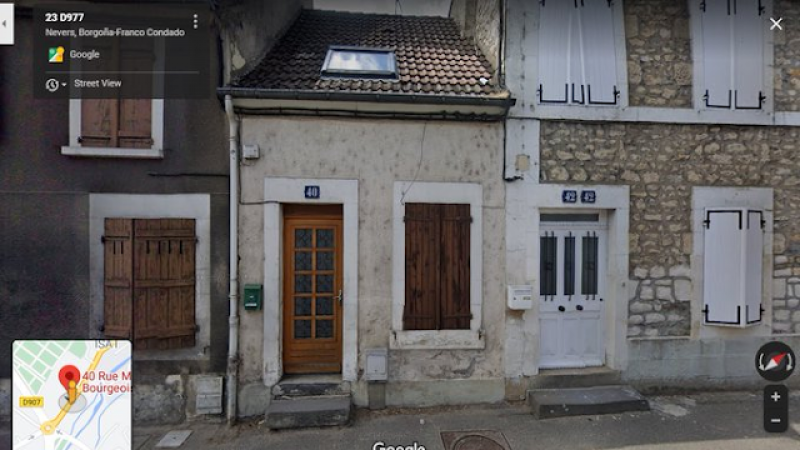 Casa de la localidad francesa de Nevers, en una calle que se llamaba Rue de St. Valiere, 40, es la actual rue de Mademoiselle Bourgeois, donde vivió la familia de Enrique Álvarez