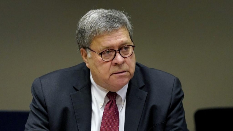 el fiscal general, William Barr, quien criticó el papel de la división del director de delitos electorales del Departamento de Justicia de Estados Unidos, Richard Pilger.