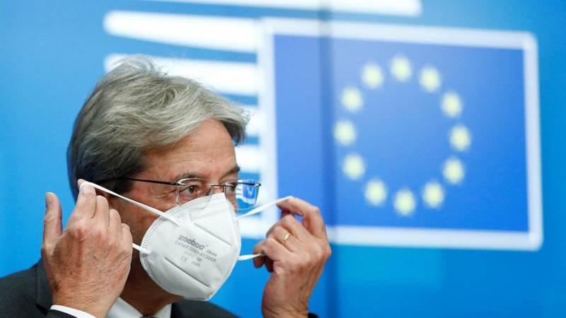 El comisario europeo de Economía Paolo Gentiloni en una conferencia de prensa tras una reunión de ministros de finanzas de la zona euro en Bruselas, Bélgica.