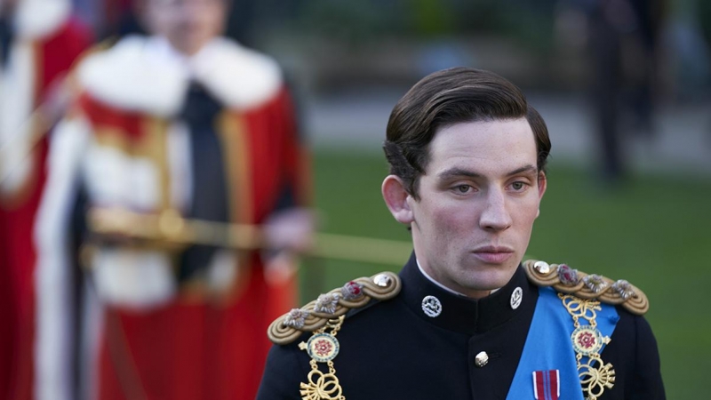 Josh O’Connor como Príncipe Carlos en 'The Crown'.