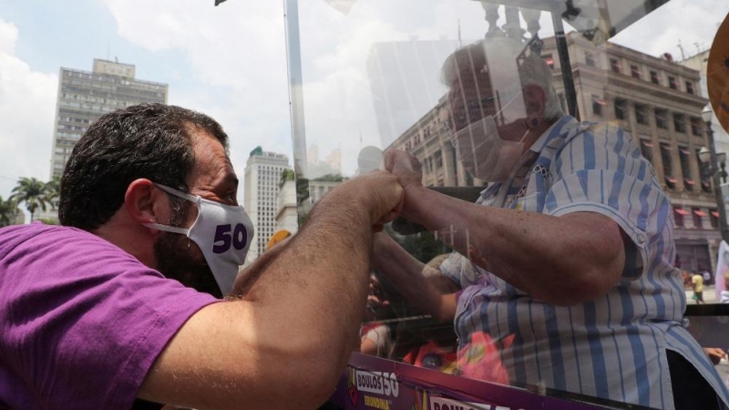 Campaña electoral en Brasil durante la pandemia.