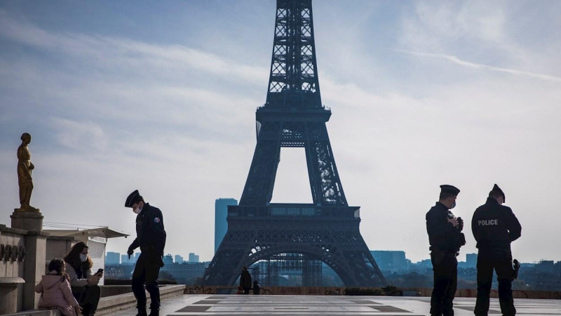 Francia descarta poner fin al confinamiento a corto plazo