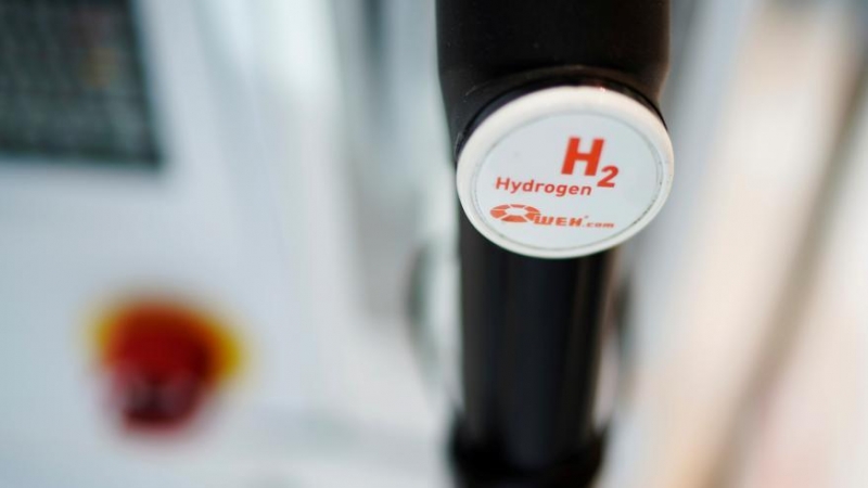 Un surtidor de hidrógeno para coches propulsados por este combustible.